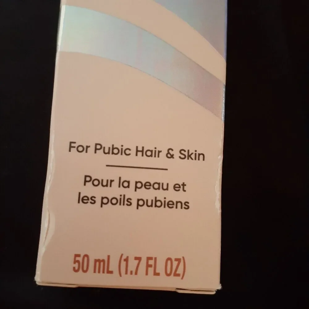 Gillette Venus Daily Soothing Serum For Pubic Hair & Skin  New Moisturizer 1.7oz